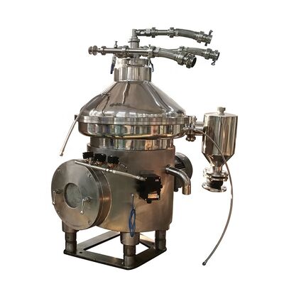 Centrifuga a dischi per la purificazione di oli commestibili