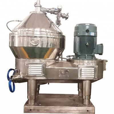 Centrifugatrice per birra a scarico automatico a controllo PLC con acciaio inossidabile alimentare standard e capacità 5000-10000 L/h