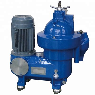 Separatore industriale centrifugo continuo per olio con capacità di 3000 L/H, scarico automatico e struttura stabile