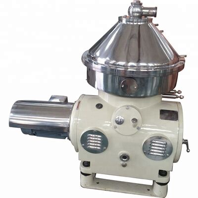Separatore a centrifuga per la chiarificazione del latte della serie DHN